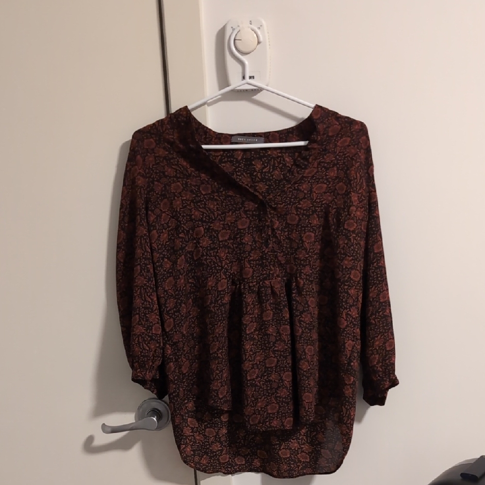 Suzy Shier Black and Brown Floral Blouse